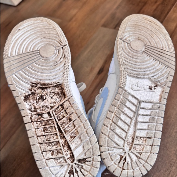 Jordan 1’s Hand Painted White and Blue Sneakers - Picture 8 of 8